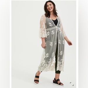 Torrid Ivory Mesh Embroidered Duster Kimono